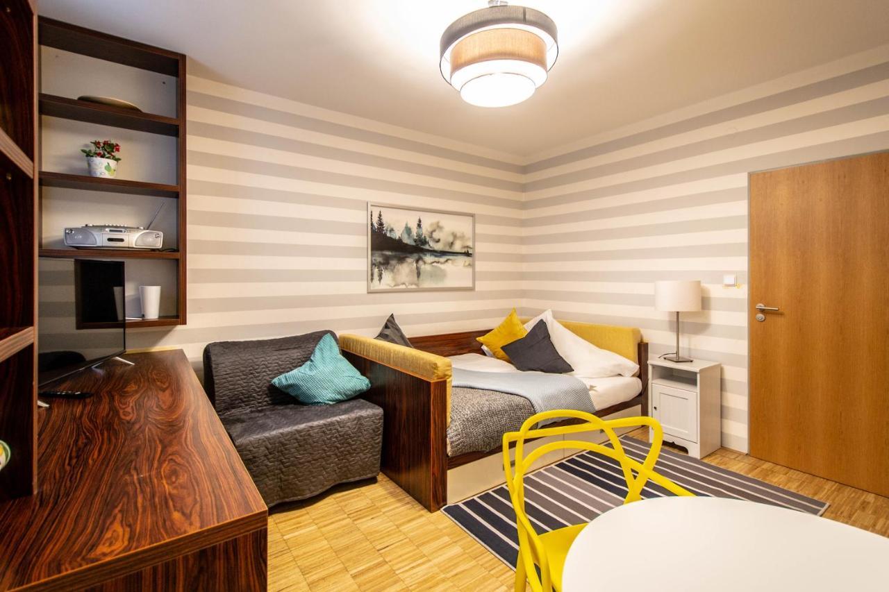 National Museum Apartment By Ruterra ปราก ภายนอก รูปภาพ