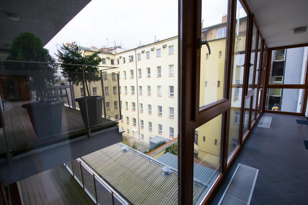 National Museum Apartment By Ruterra ปราก ภายนอก รูปภาพ