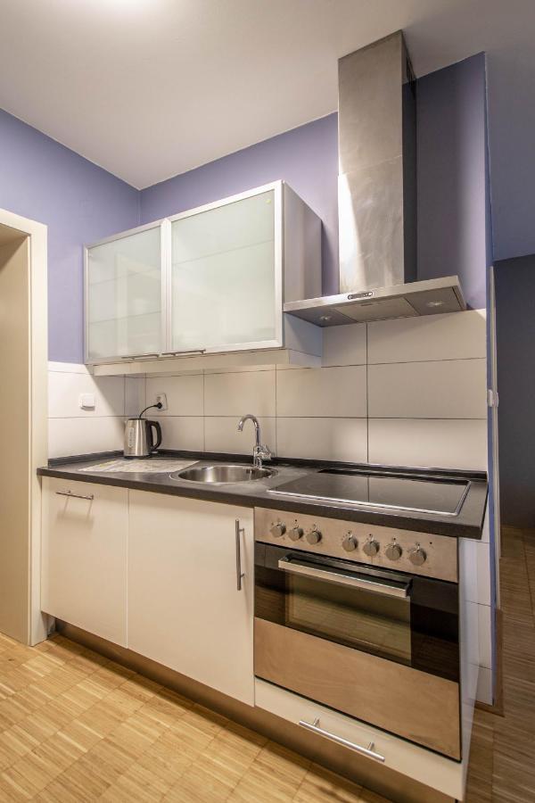 National Museum Apartment By Ruterra ปราก ภายนอก รูปภาพ
